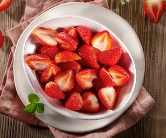 Erdbeeren, halbiert (Artikelnummer 00818)